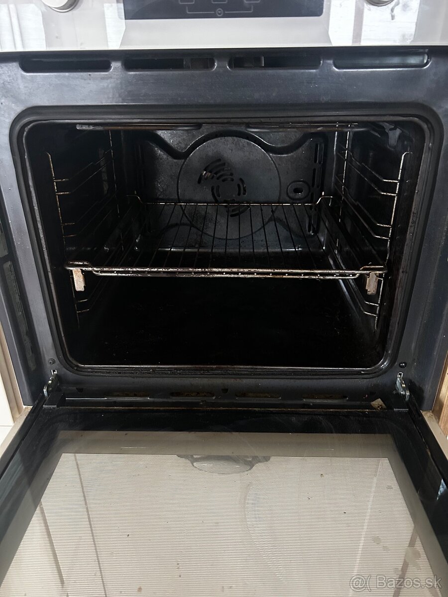 Vstavana teplovzdušná rúra - 2