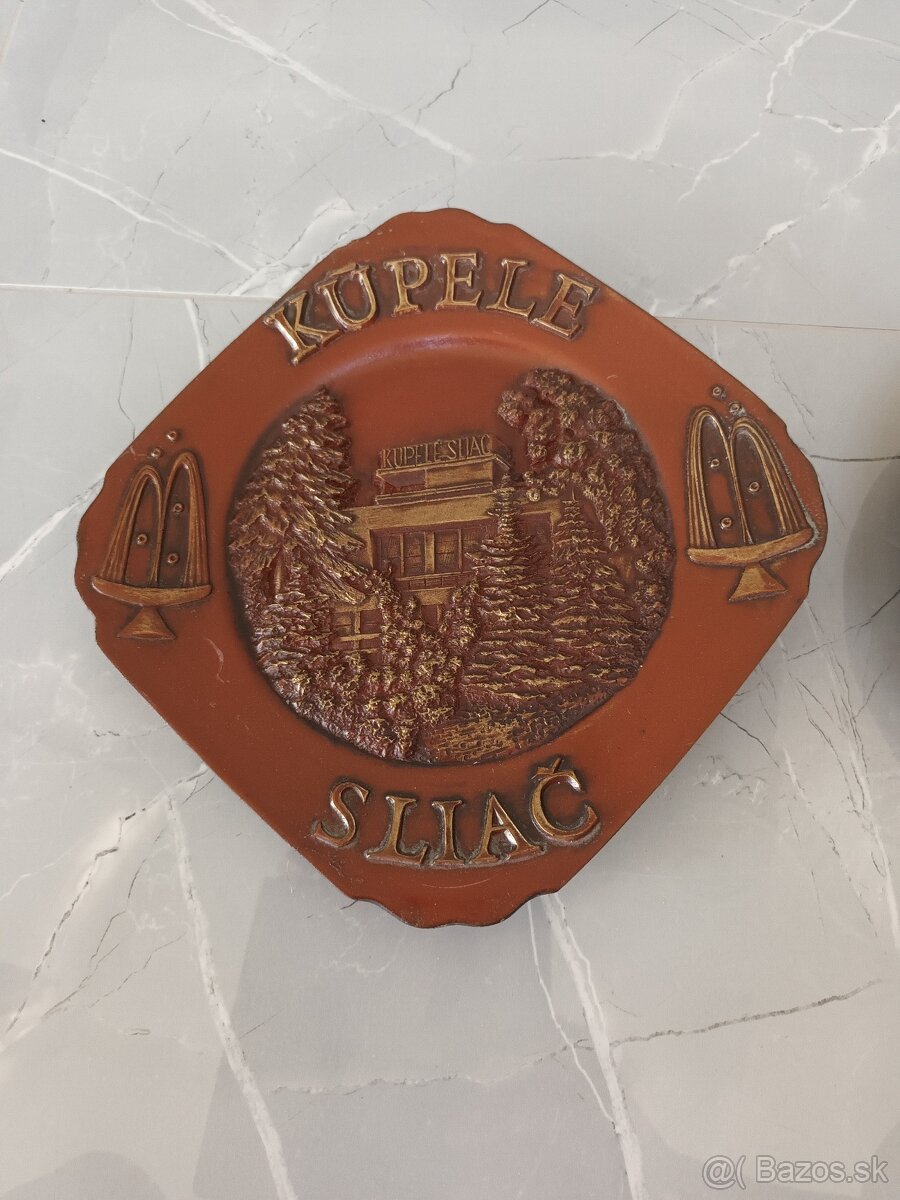 Predam starozitne taniere - 2