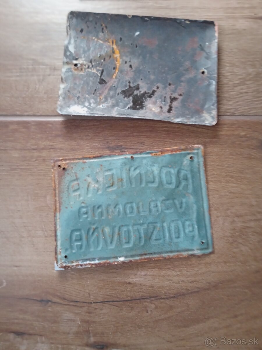 Smalt.plech.tabulky poisťovňa - 2