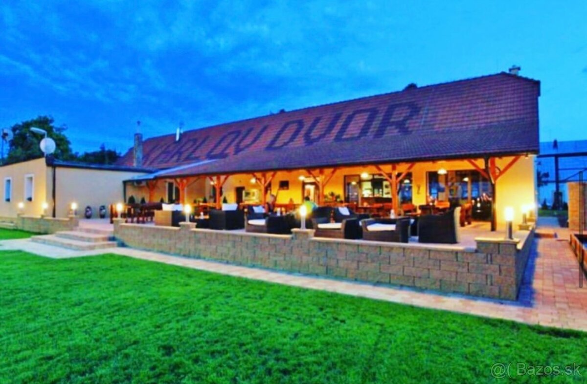 Predaj výnimočného objektu – Karlov dvor v Cíferi - 2