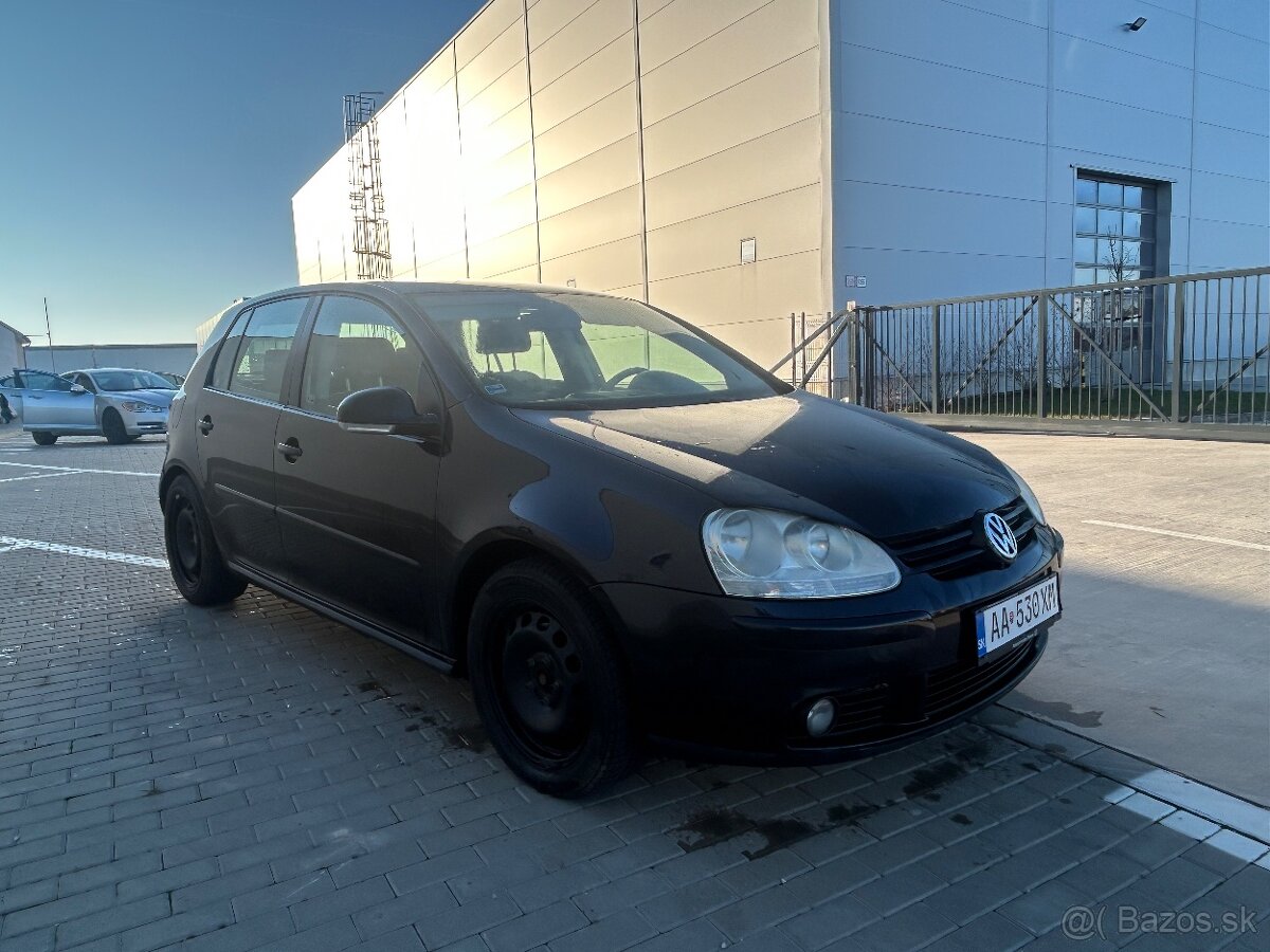 Volkswagen Golf V 1.9tdi 66kw - 2
