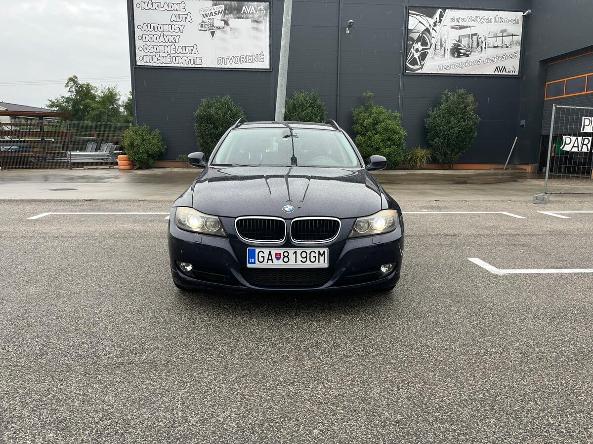 BMW 3 e91 320d automat - 2