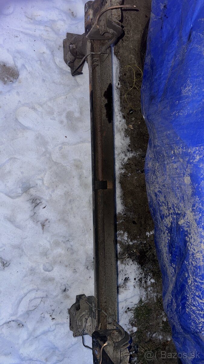 Predám zadnú nápravu so stabikom - 2