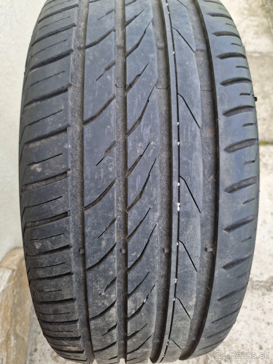 Predám letné pneumatiky Matador Hectorra 245/40 R19 - 2