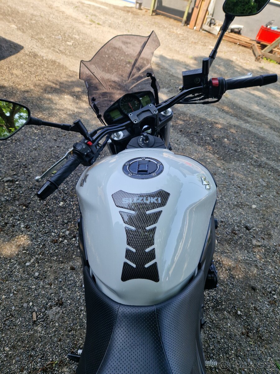 Predám Suzuki GSR 600 - 2