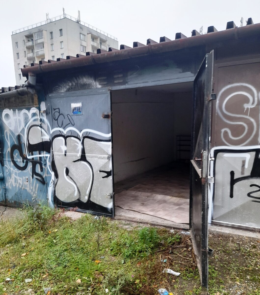 Prenajmem dlhodobo garáž v Košiciach na Kuzmánke v Starom me - 2