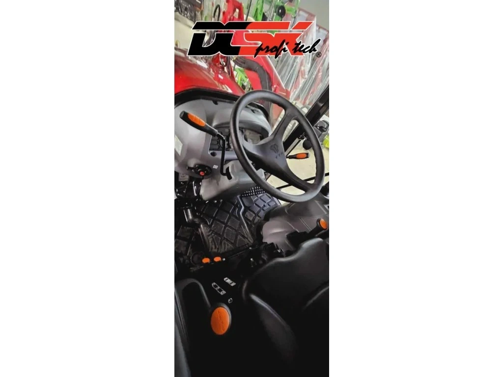 Traktor TYM 5025C s čelným nakladačom - 2