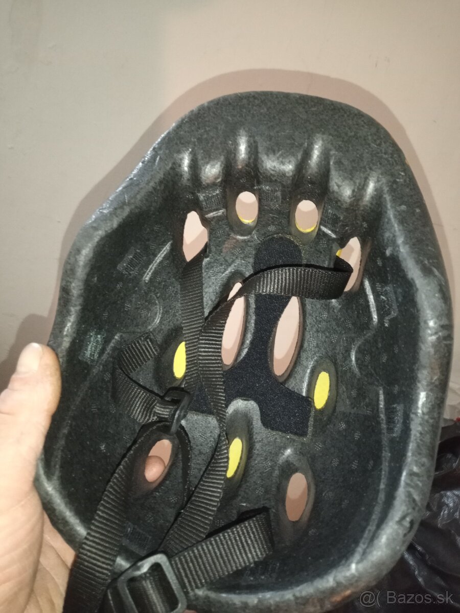 Predám detskú helmu Sparťan easy - 2