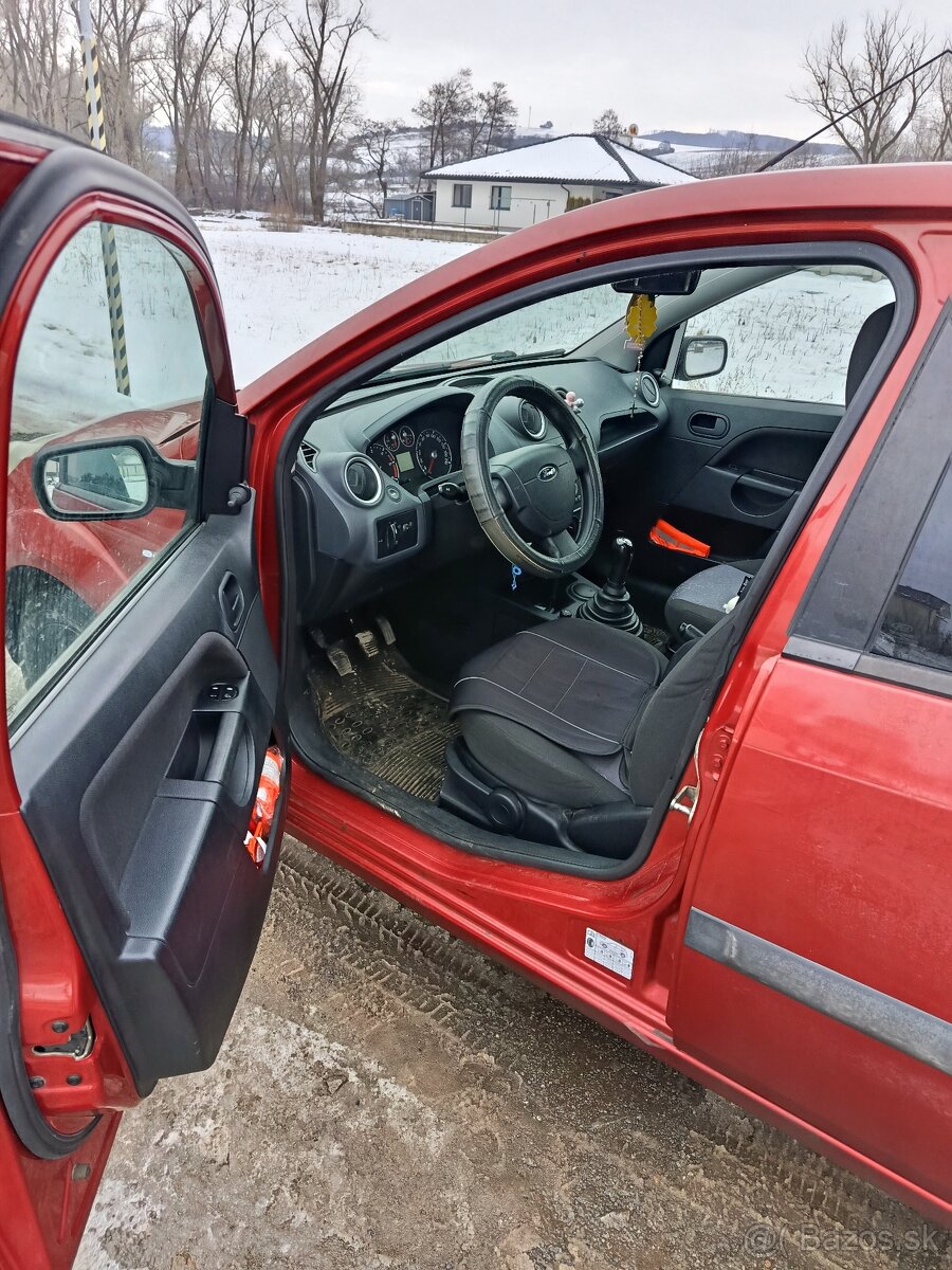 Na predaj Ford Fiesta 2006 - 2