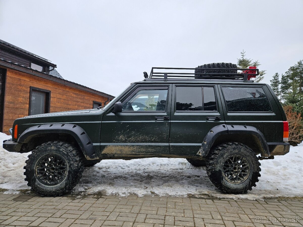 Jeep Cherokee xj.2,5td - 2