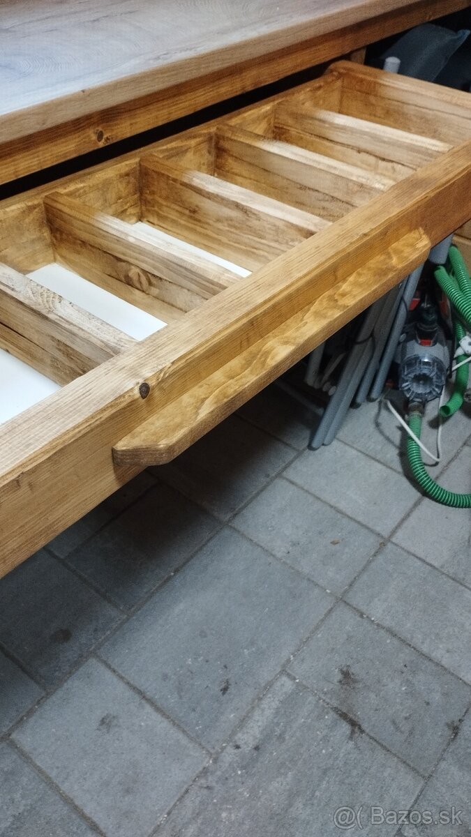 Pracovný stôl do dielne 260x60 cm - 2