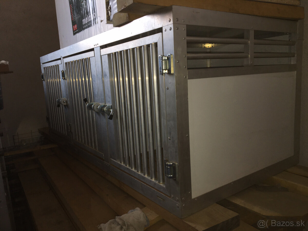 predám 3 box na psov - 2
