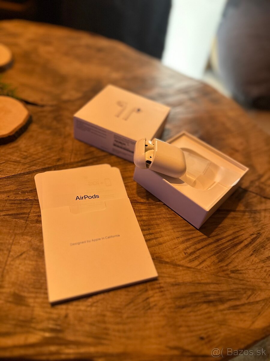 Apple AirPods - 2