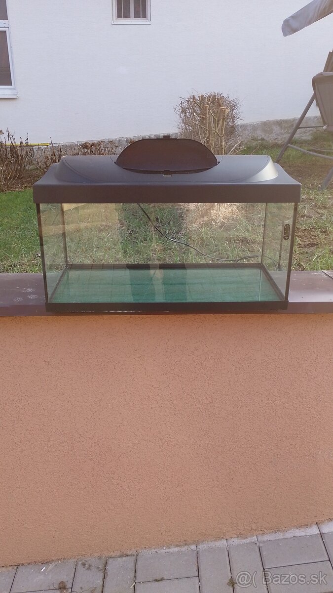Akvárium 54L s osvetlením - 2