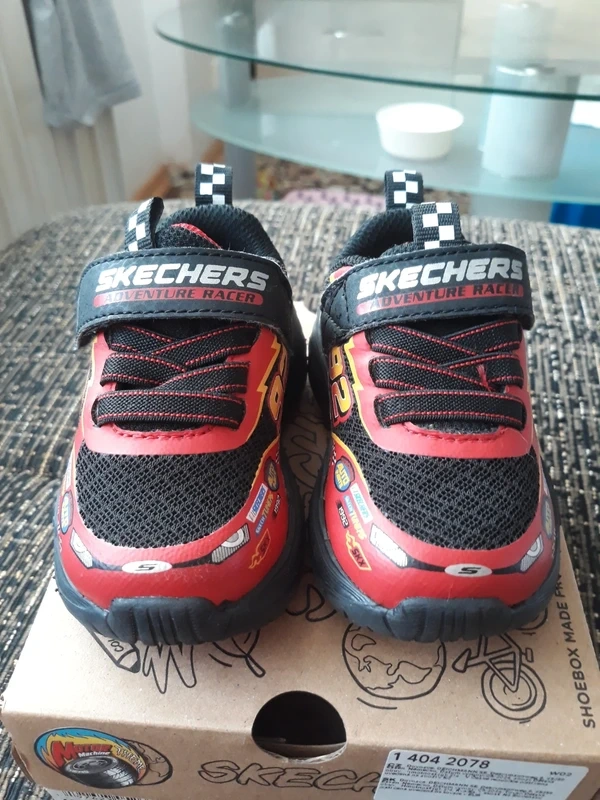 Nové skechers 21 - 2