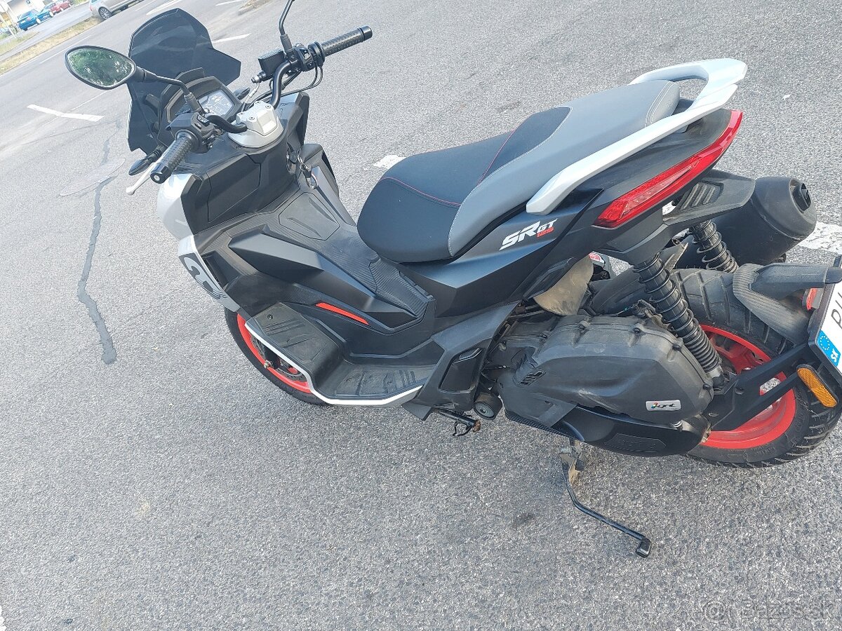 Aprilia SR GT 125 – ako nová, len 1 800 km - 2