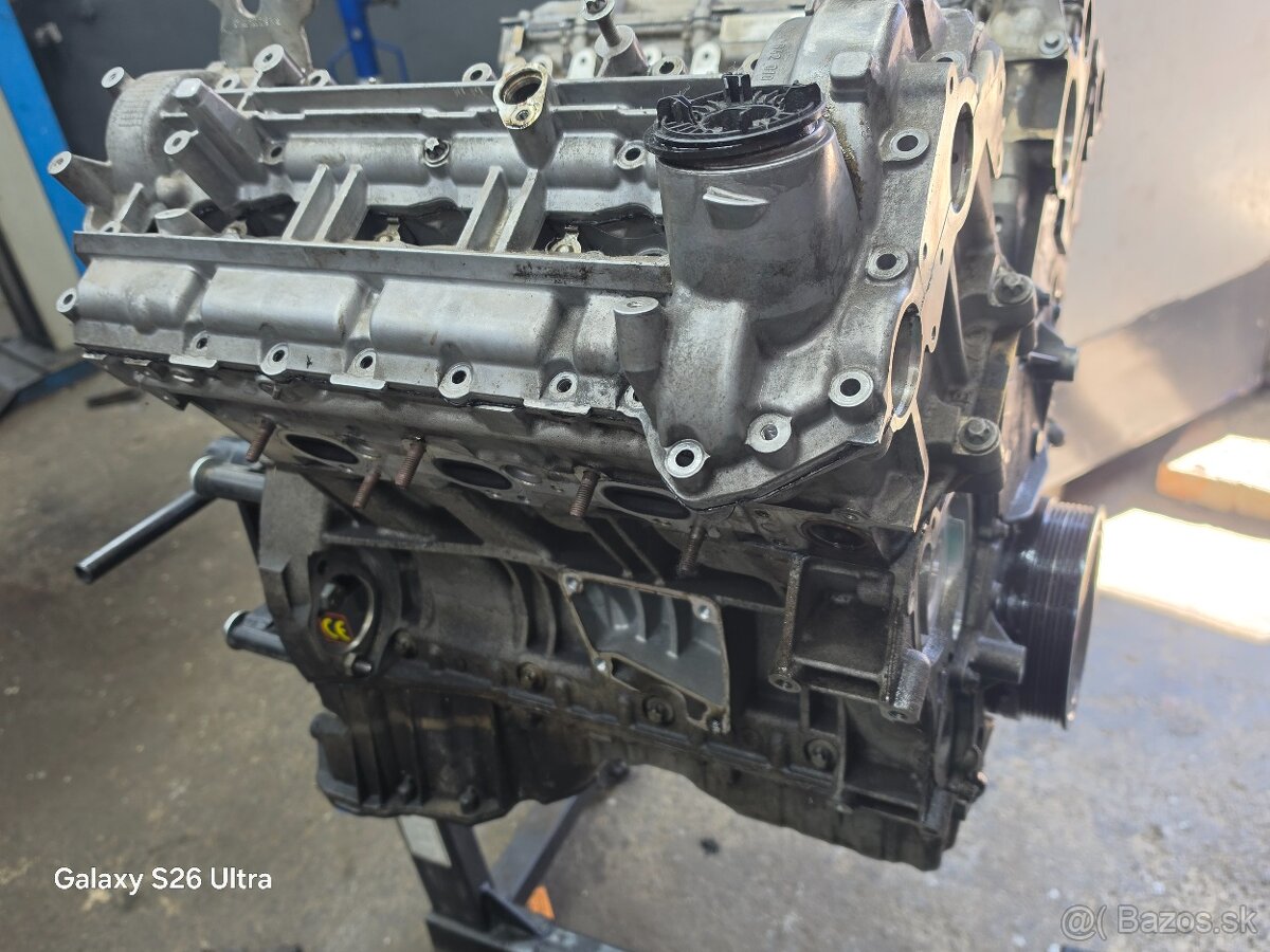Motor 642850 na nahradne diely - 2