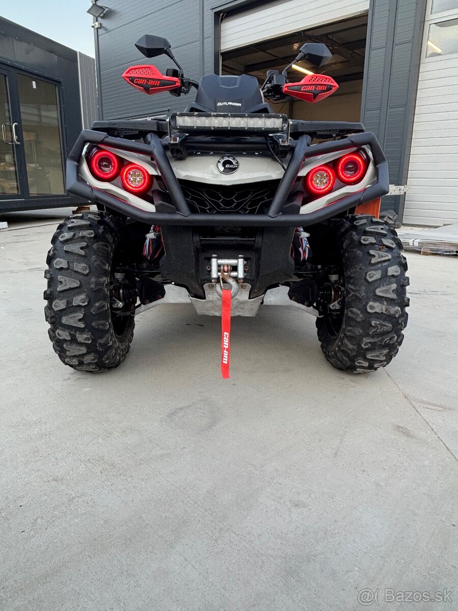 Can-Am Outlander 1000R