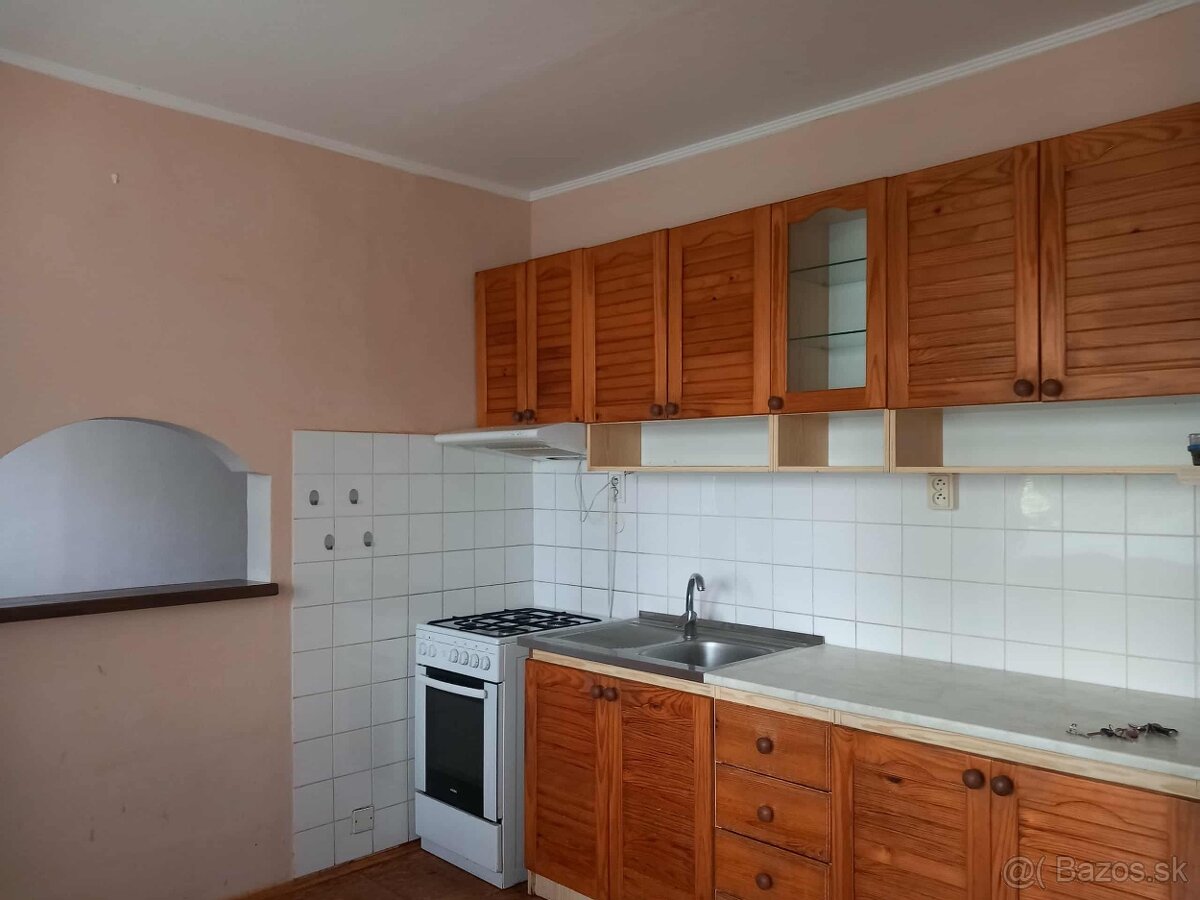 Prenájom 3 izbový byt - 2