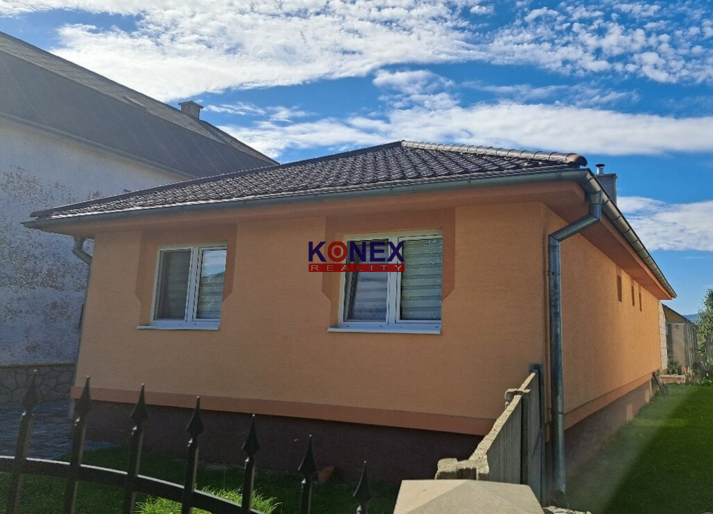 BUNGALOV v obci Parchovany – NA PREDAJ - 2