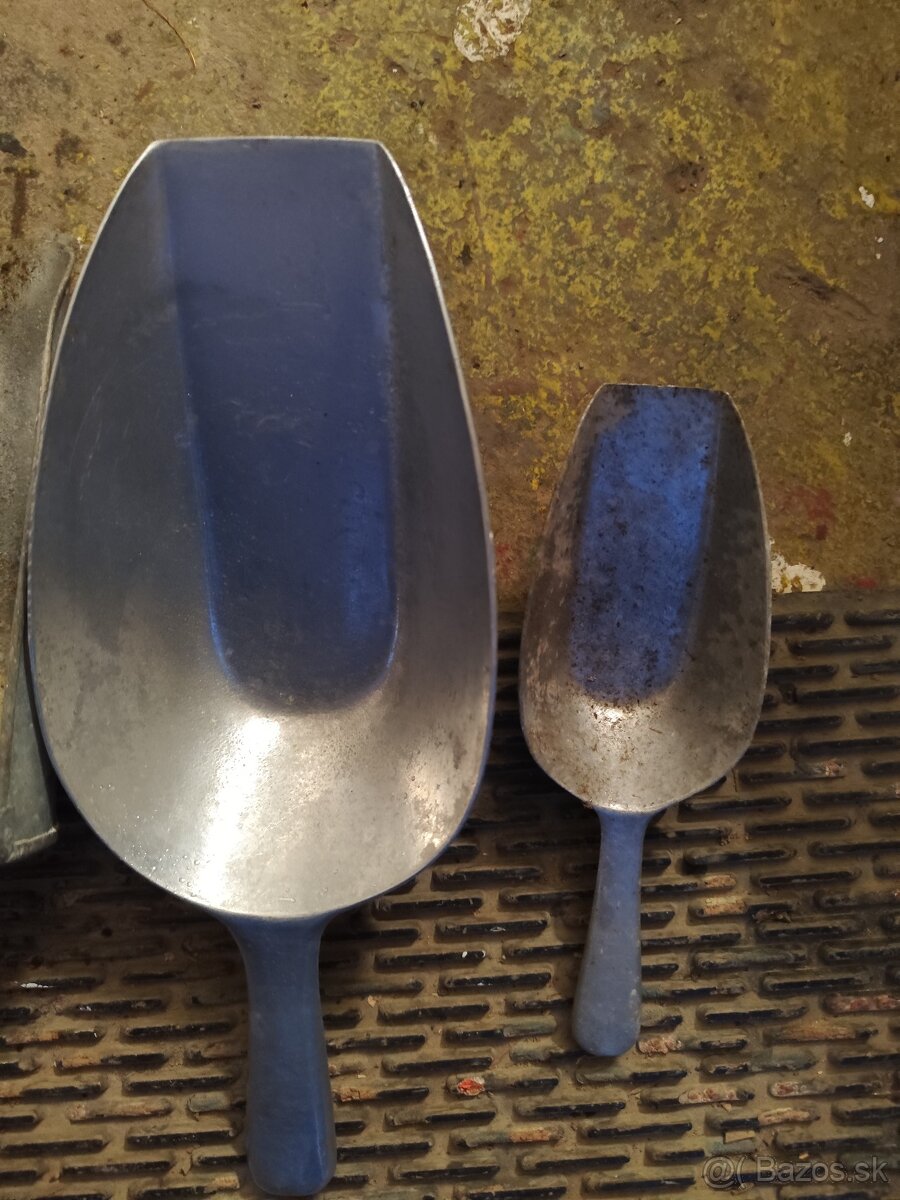Predám staré lopatky na múku a podobne - 2