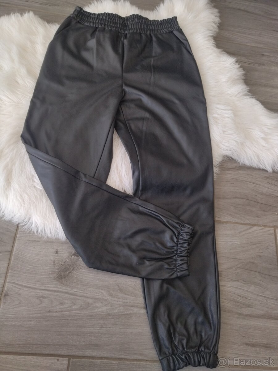 Dámske nohavice/džínsy - 2