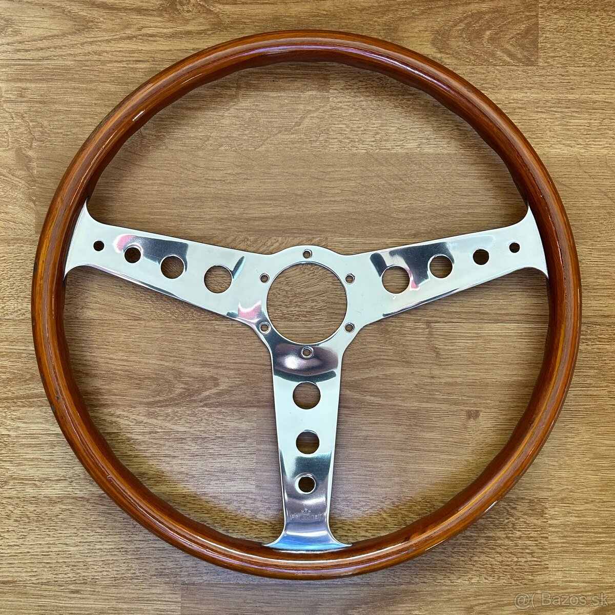 Dobovy dreveny volant Personal - 2
