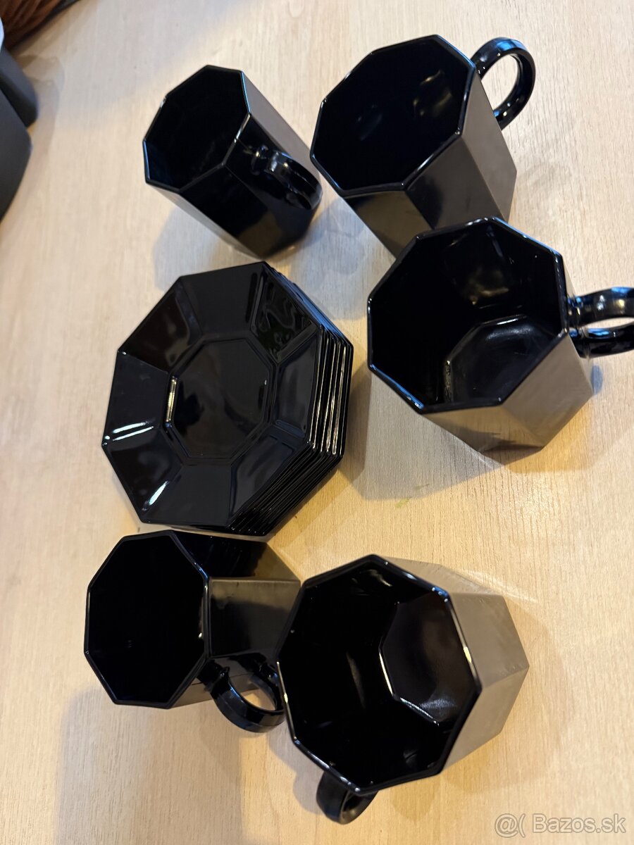 päťuhoľníkové, sklenené šálky - 2