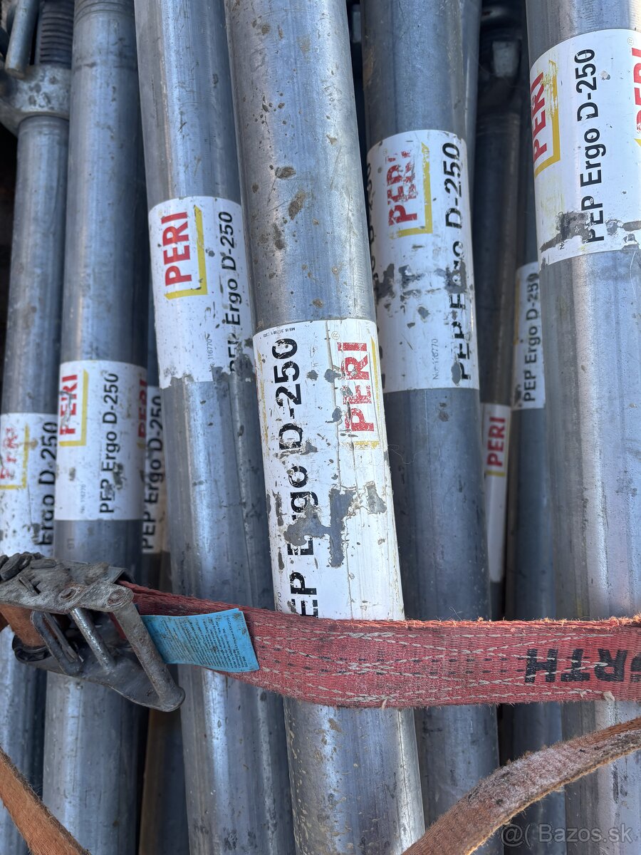 Predám 27ks stojky Peri 250 - 2