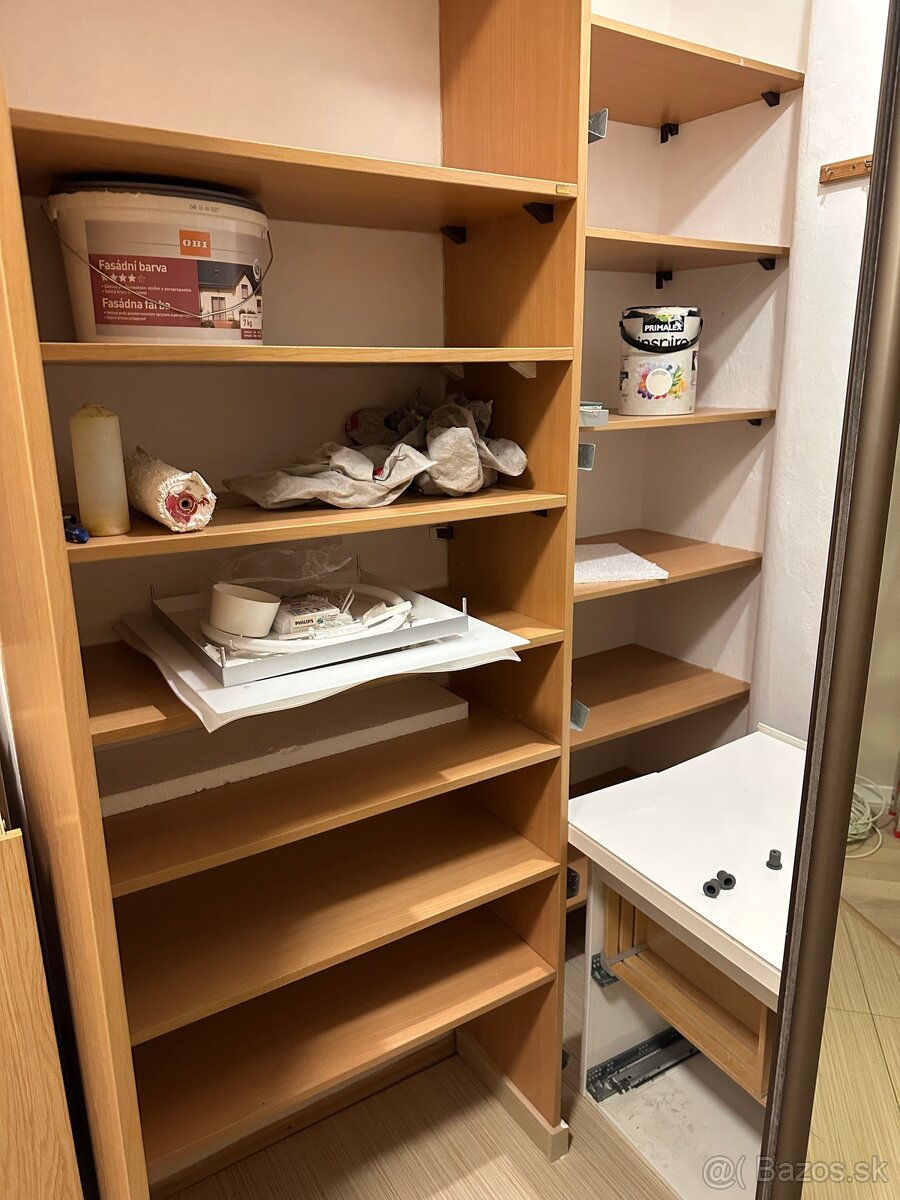 Predám vstavanu skriňu (atyp) - 2