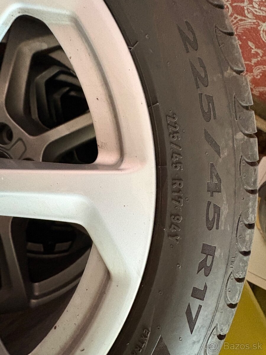 225/45 R17 komplety na letných - 2