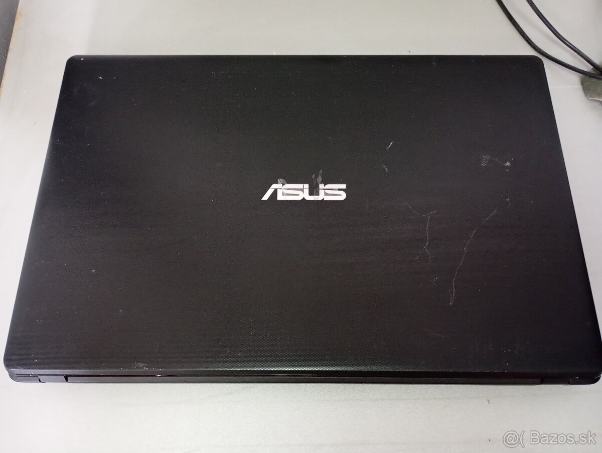 predám notebook ASUS X551M , WINDOWS 8 - 2