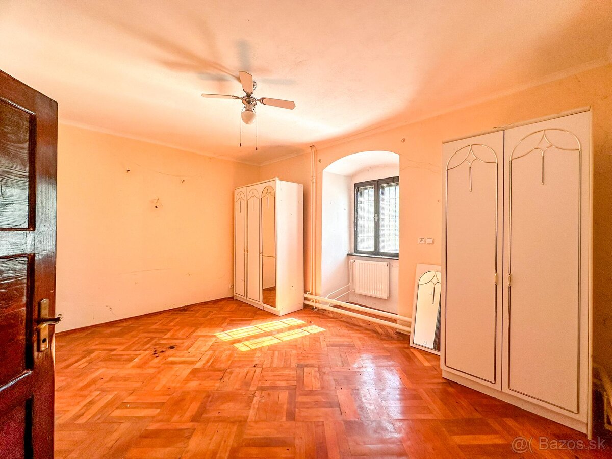 Dom s investičným potenciálom v obci Kremnické Bane - 2