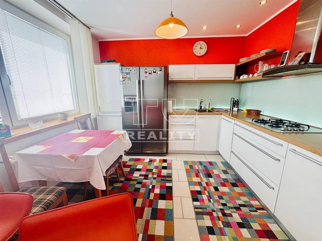 Na predaj nadštandardne zrekonštruovaný 2 izbový byt v... - 2