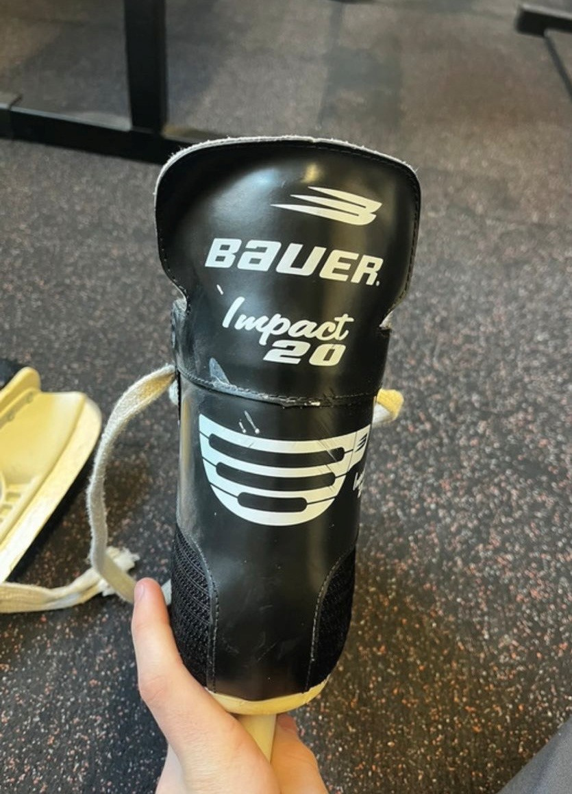 Korčule - Bauer Impact 20, veľ. č.40 - 2