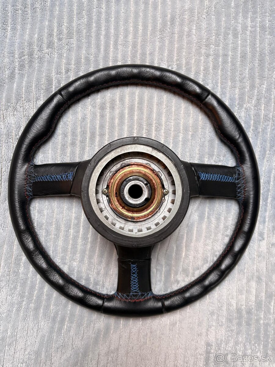 Volant BMW E30 / E 34 - 2