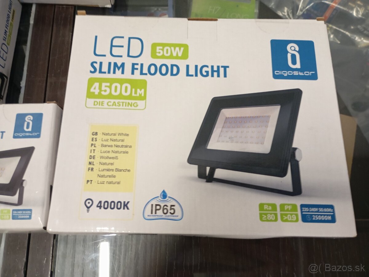 Svetelné reflektory LED - 2