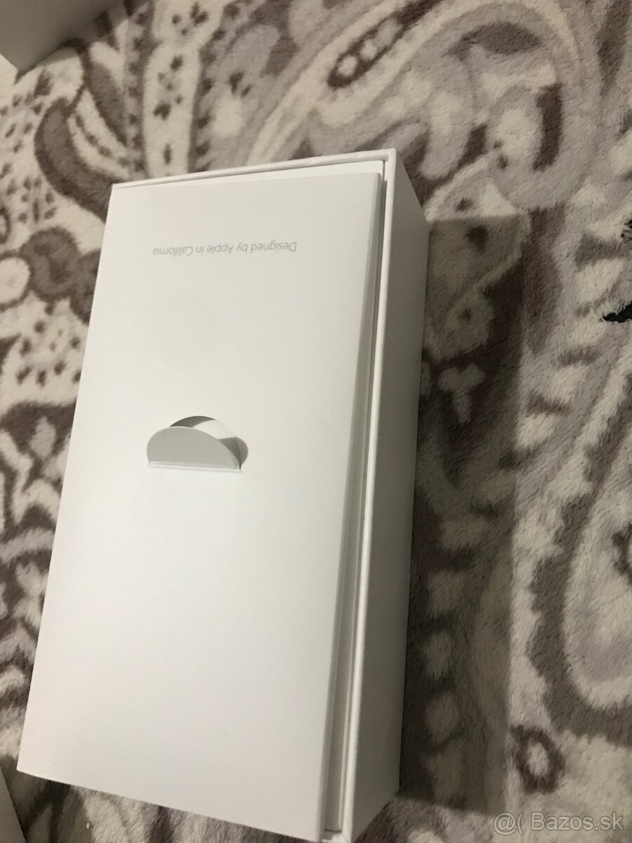 Krabica na iphone 6s - 2