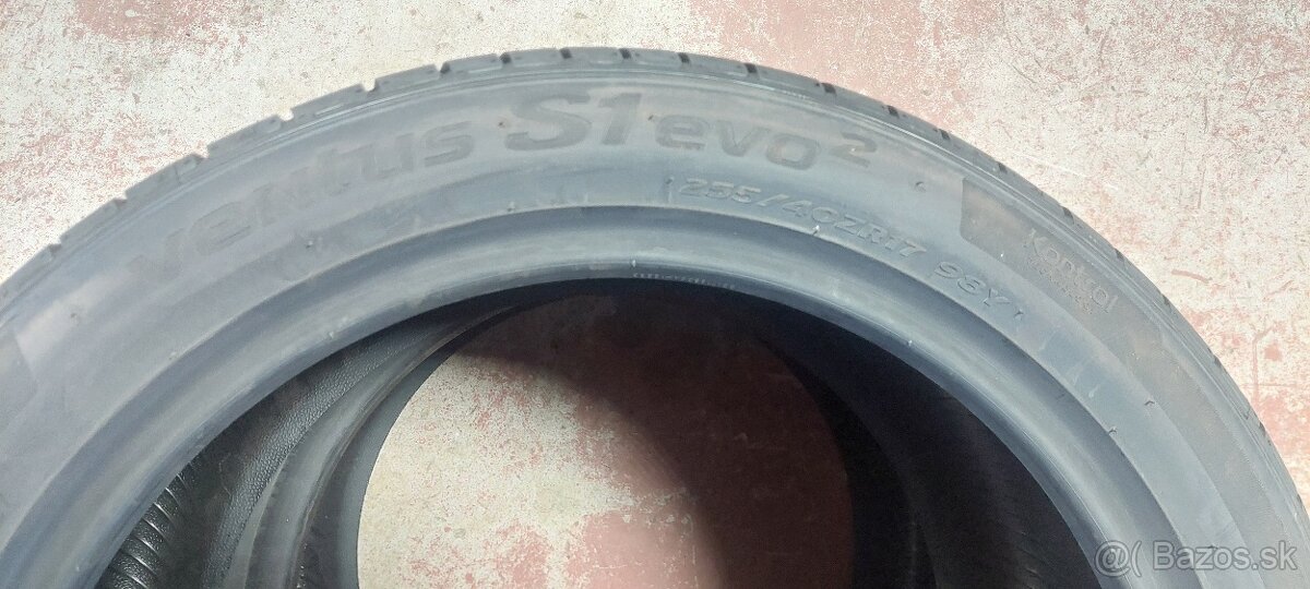 225/45R17 91W, 255/40R17 98Y Hankook - 2