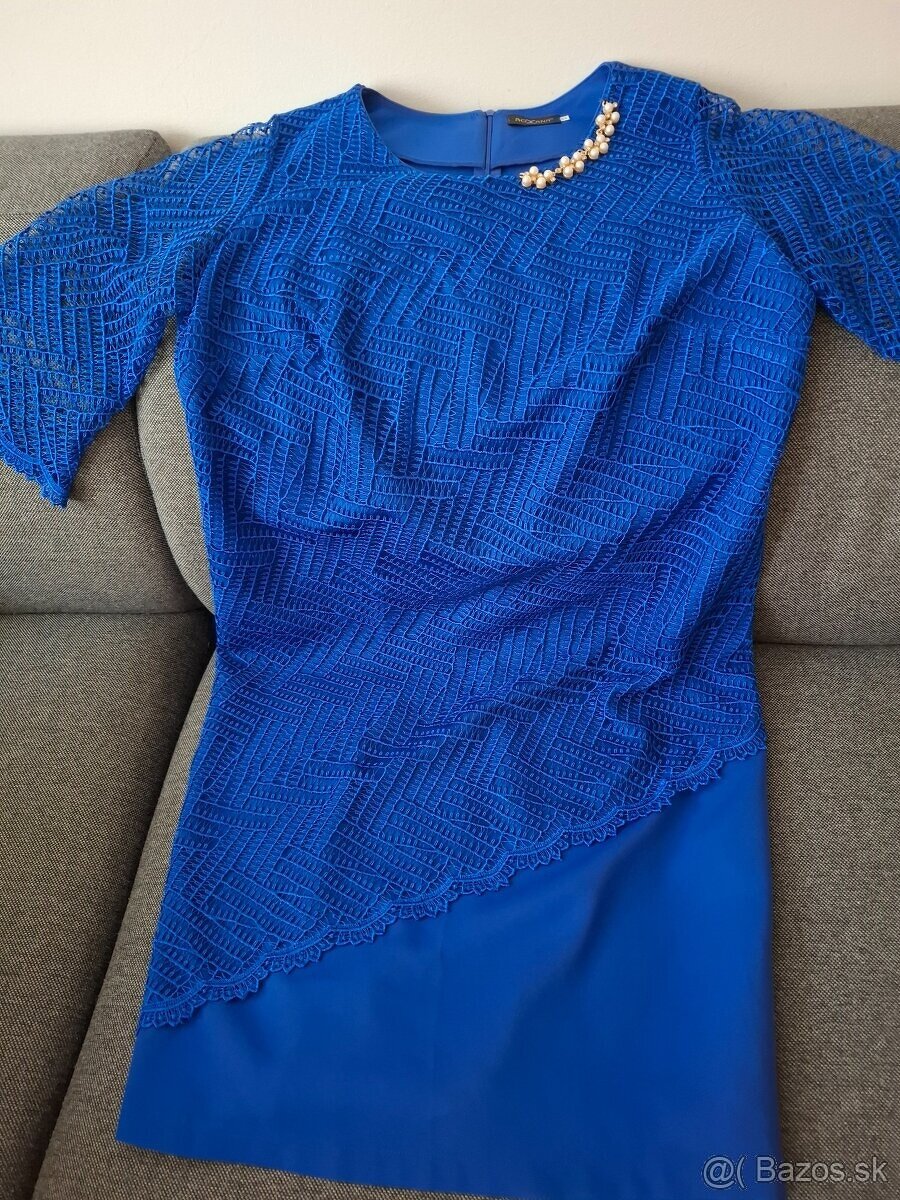Modré krajkové šaty - 2