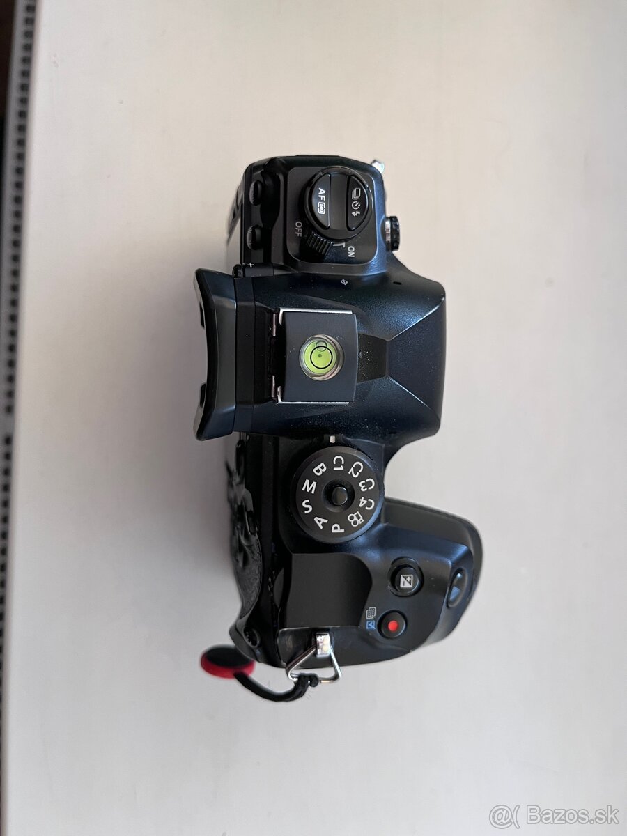OM System OM1 - 2