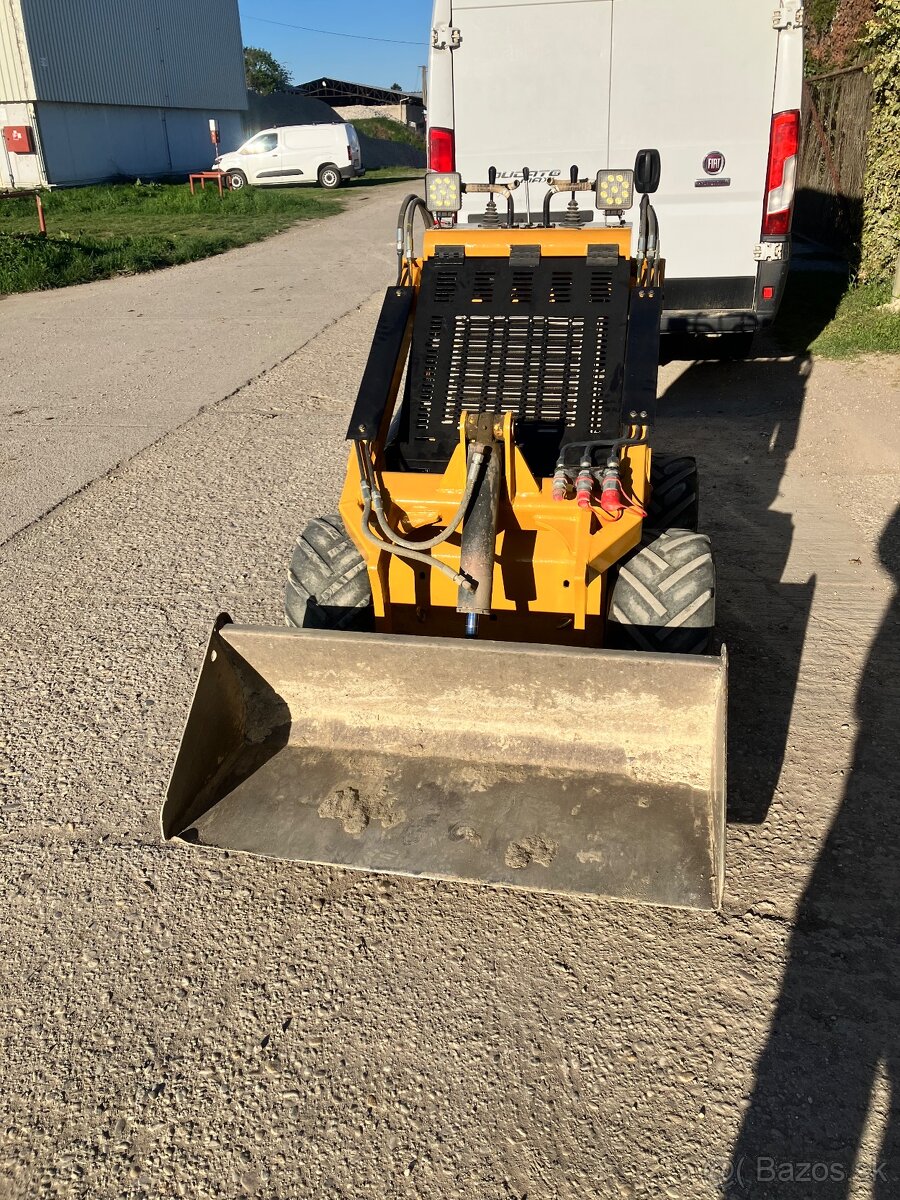 Mini nakladač HardLynx TY 323S - 2