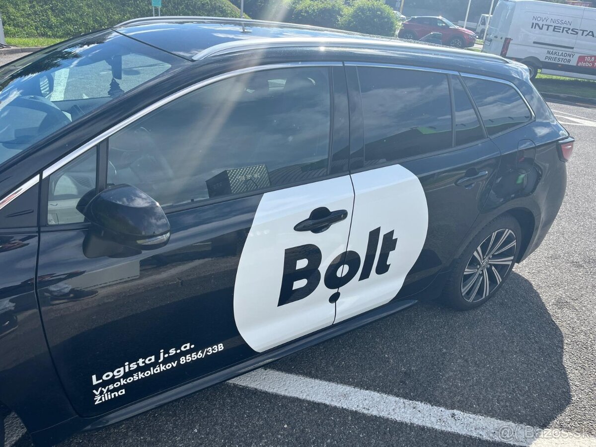 Prenájom Toyota Corolla Hybrid 2023 (Bolt Košice) - 2