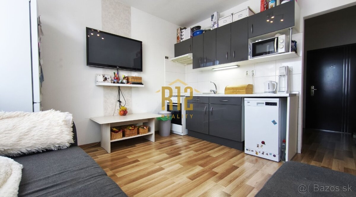 REZERVOVANÉ Predaj 1 izbový byt Nitra - Beethovenova - 2