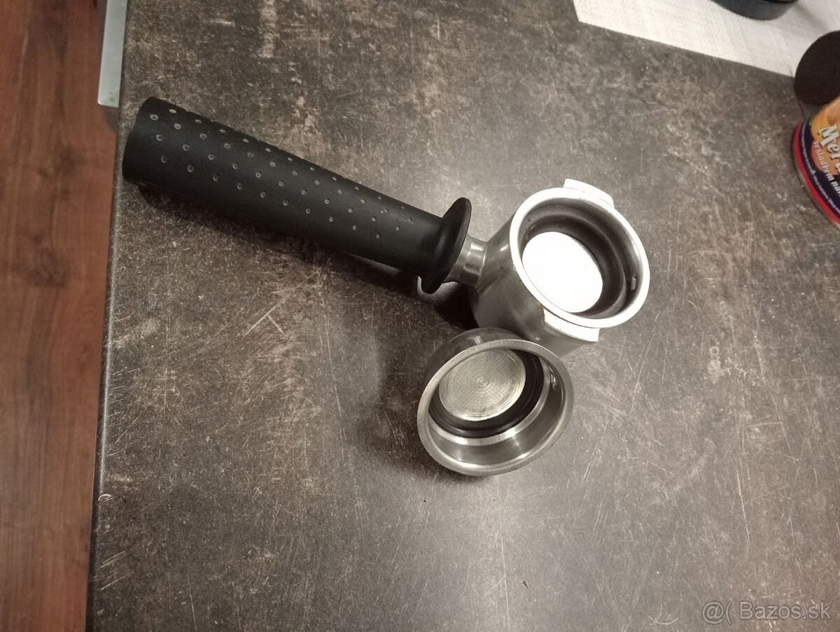 Kávovar Delonghi - 2