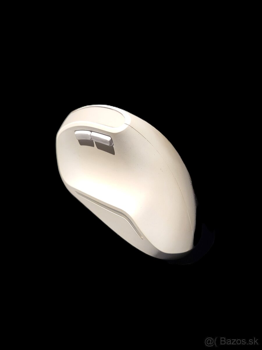 Eternico MV300 - vertikálna bezdrôtová myš (biela) - 10 € - 2
