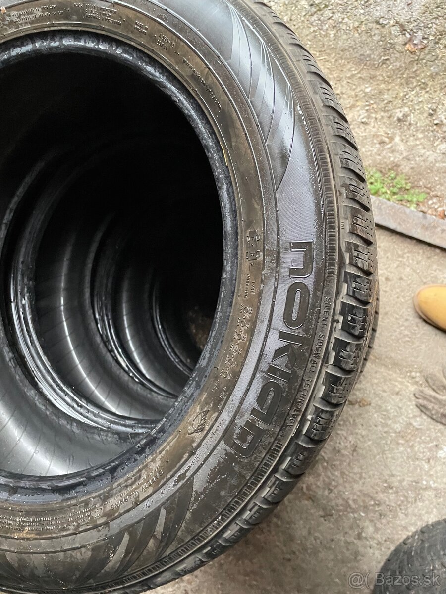 NOKIAN 235/55/R17 ZIMNÉ - 2