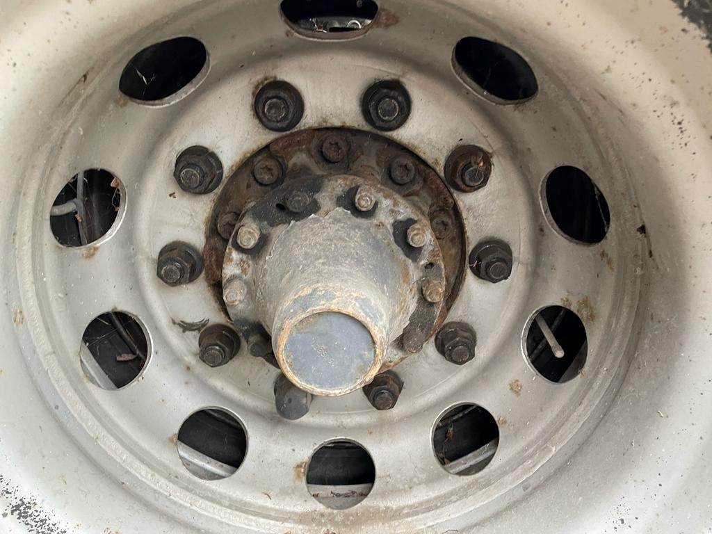 Scania sada kolies 315/70 R22,5 - 2