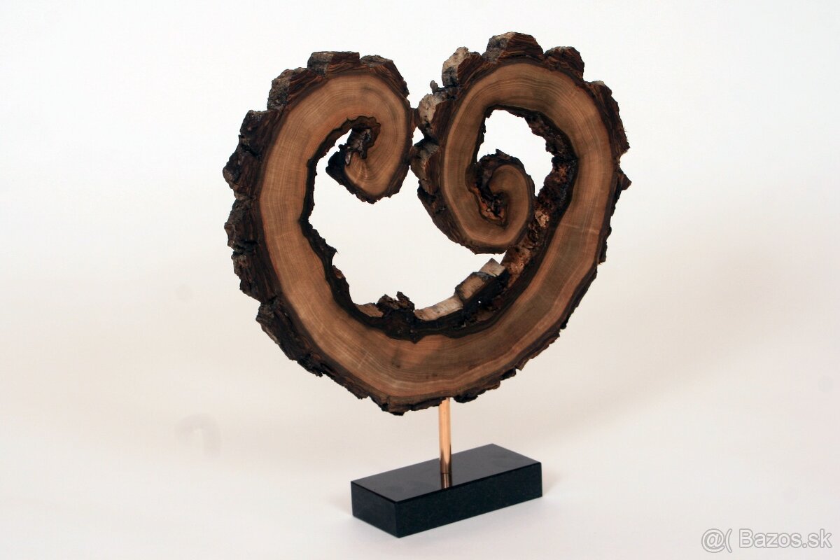 Dekoratívna plastika - srdce. - 2