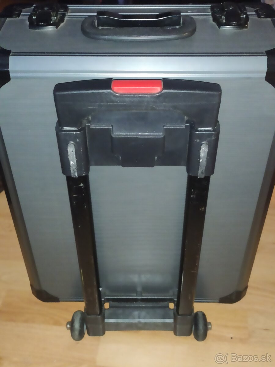 Pevný kufor na kolieskach - 2